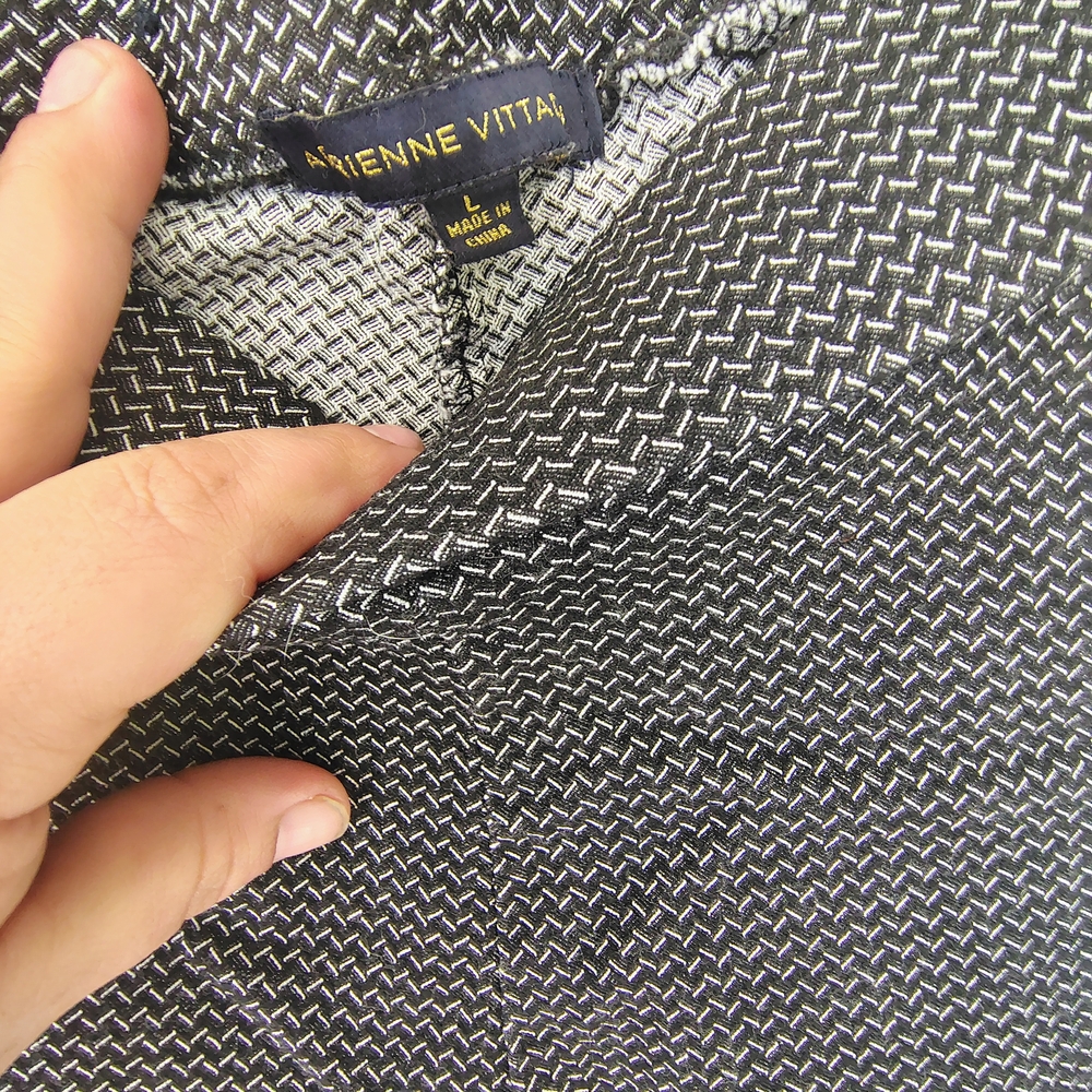 Gray Patterned Pants - Picture 3 of 4